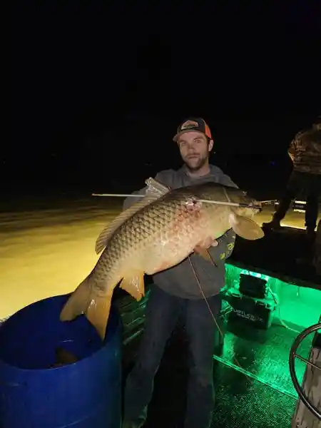 Upstate New York bowfishing 4